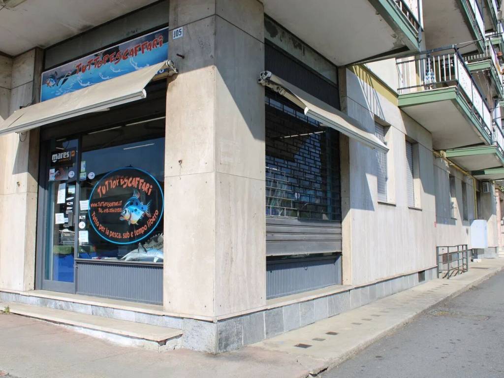 negozio in vendita a Gaglianico