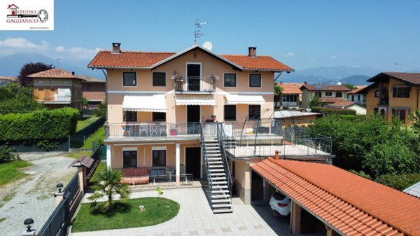 casa indipendente in vendita a Gaglianico