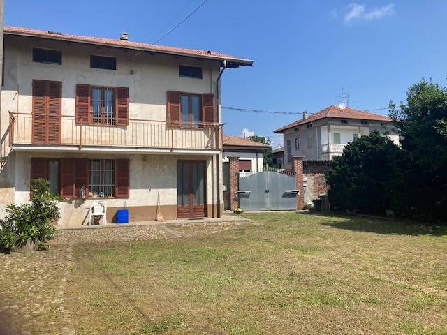 casa indipendente in vendita a Gaglianico