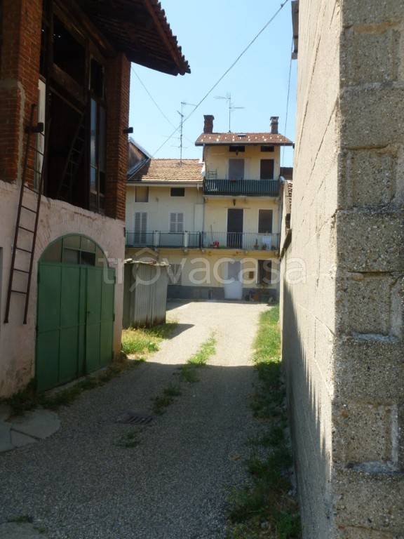 casa indipendente in vendita a Gaglianico