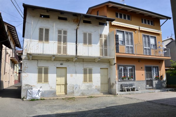 casa indipendente in vendita a Gaglianico