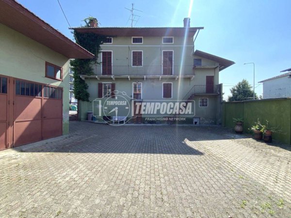 casa indipendente in vendita a Gaglianico