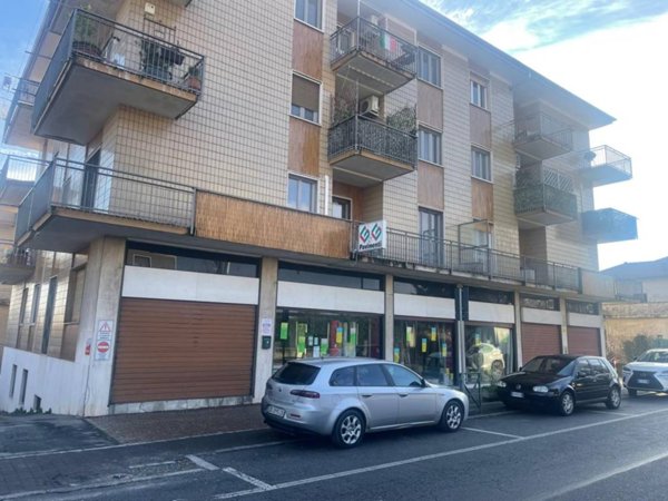 negozio in vendita a Gaglianico