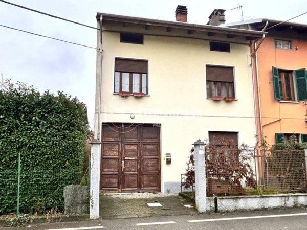 casa indipendente in vendita a Gaglianico