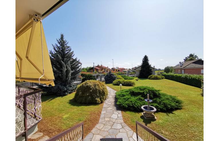 casa indipendente in vendita a Gaglianico