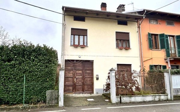 casa indipendente in vendita a Gaglianico