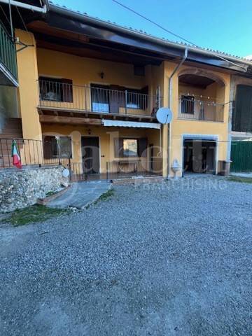 casa indipendente in vendita a Gaglianico