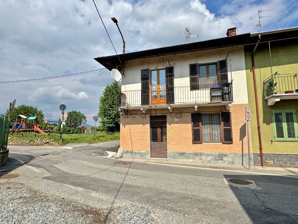 casa indipendente in vendita a Gaglianico