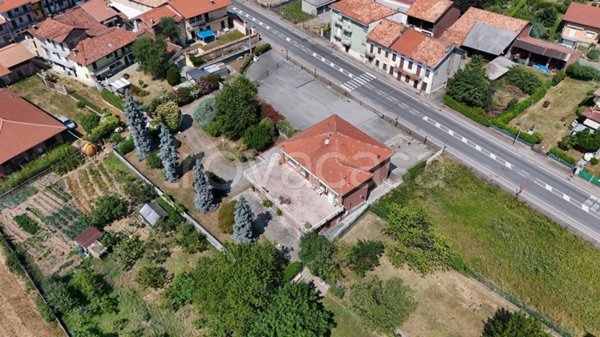 casa indipendente in vendita a Gaglianico