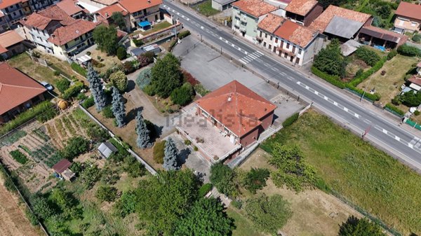 casa indipendente in vendita a Gaglianico