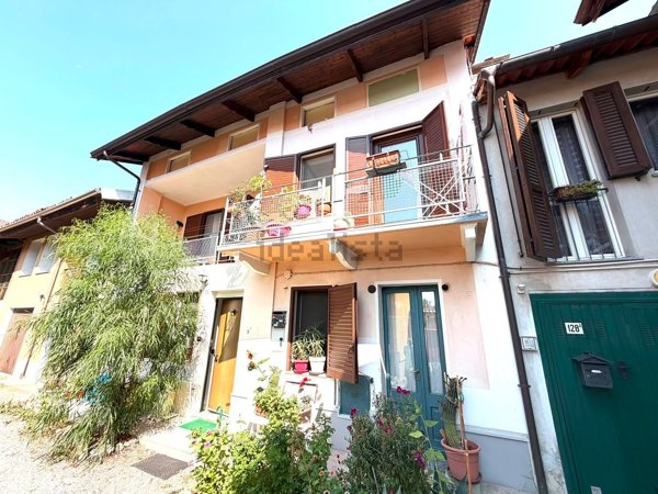 casa indipendente in vendita a Gaglianico