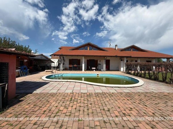 casa indipendente in vendita a Gaglianico