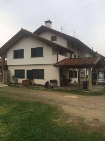 casa indipendente in vendita a Gifflenga