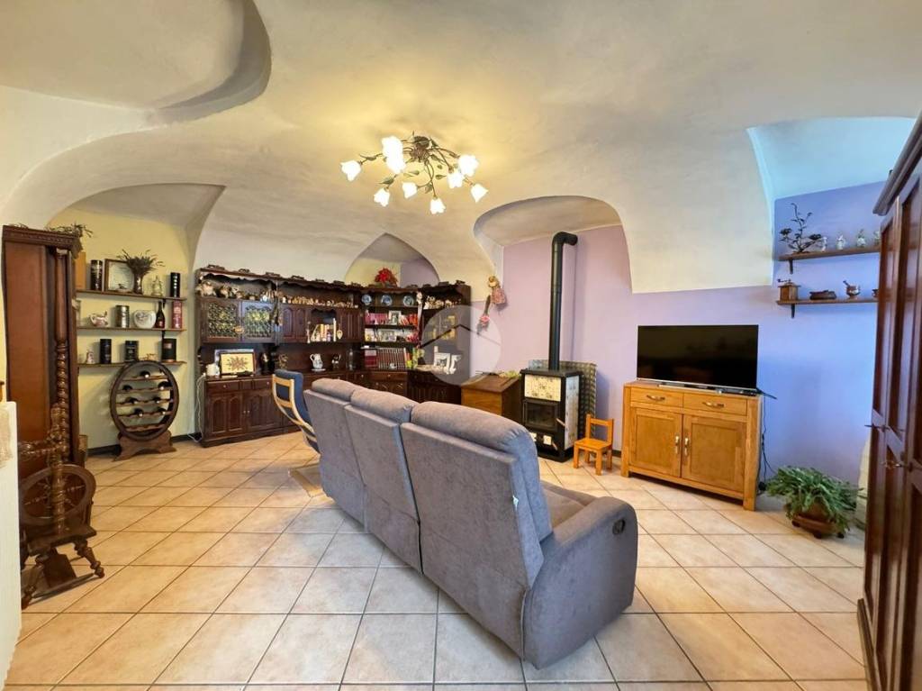 casa indipendente in vendita a Gifflenga