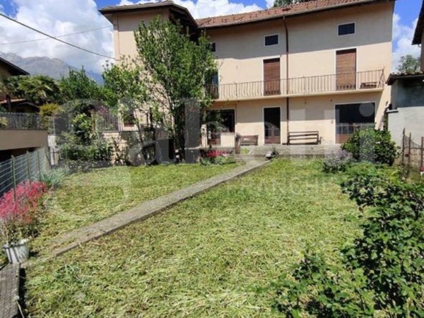 casa indipendente in vendita a Graglia