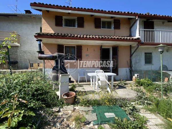 casa indipendente in vendita a Graglia
