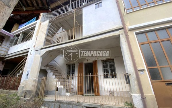 casa indipendente in vendita a Graglia