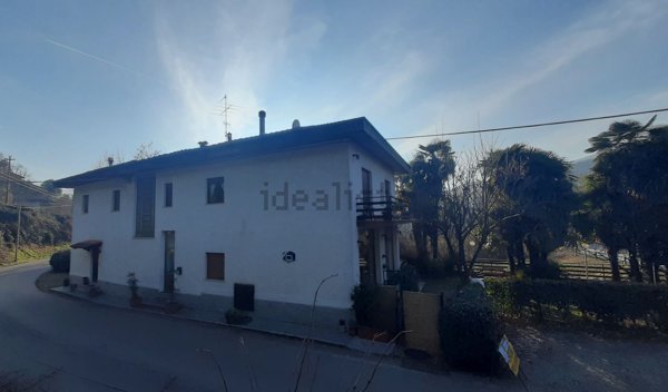casa indipendente in vendita a Graglia