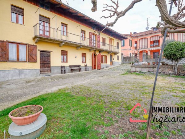 casa indipendente in vendita a Graglia