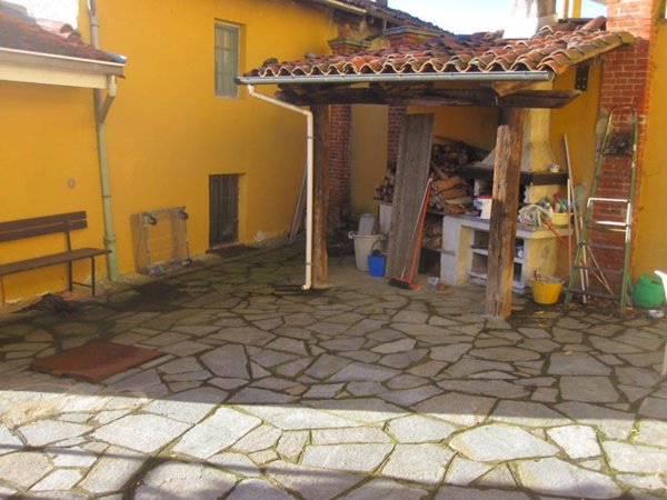 casa indipendente in vendita a Graglia