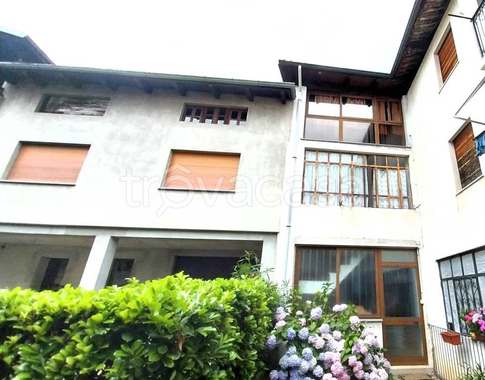 casa indipendente in vendita a Graglia