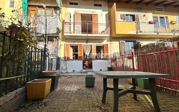 casa indipendente in vendita a Graglia