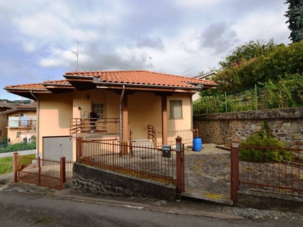 casa indipendente in vendita a Graglia