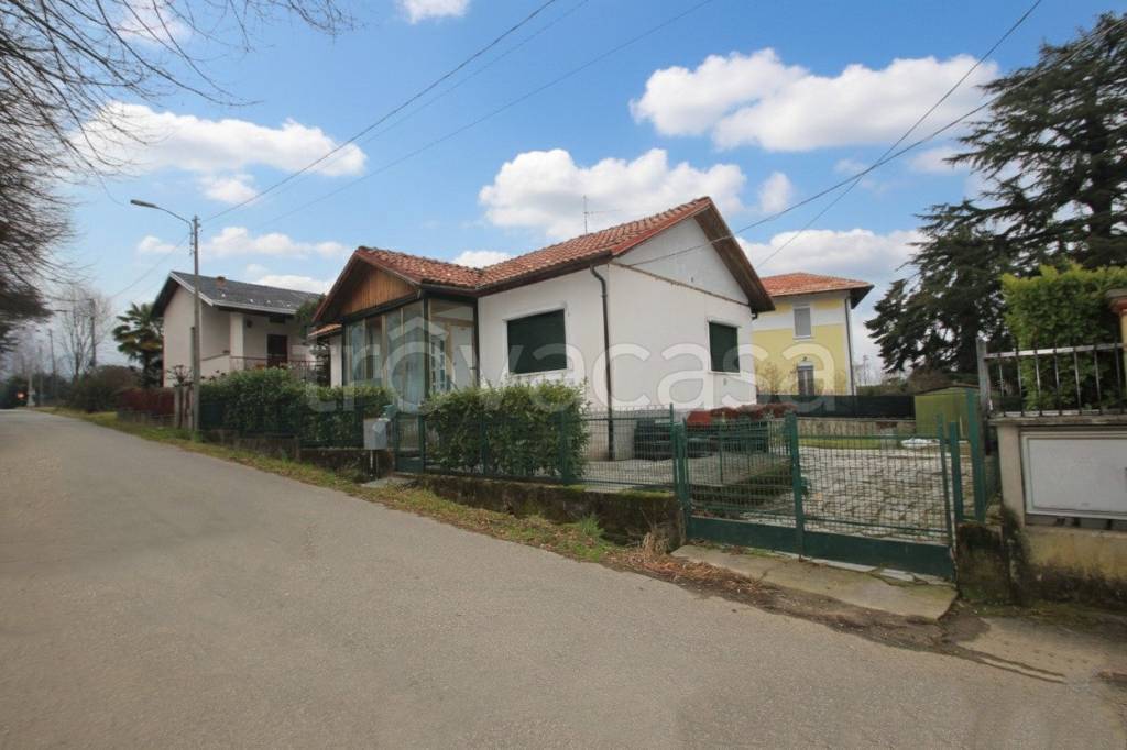 casa indipendente in vendita a Graglia