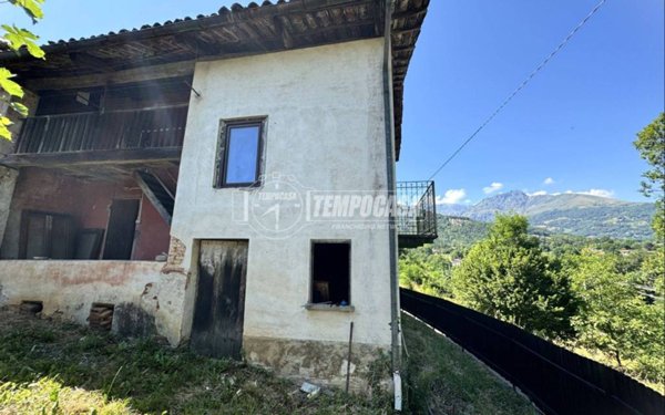casa indipendente in vendita a Graglia