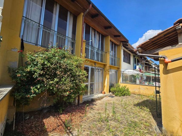 casa semindipendente in vendita a Graglia
