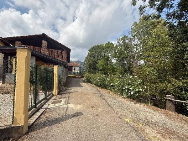 casa indipendente in vendita a Graglia