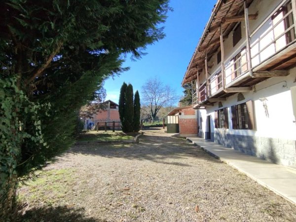 casa indipendente in vendita a Magnano