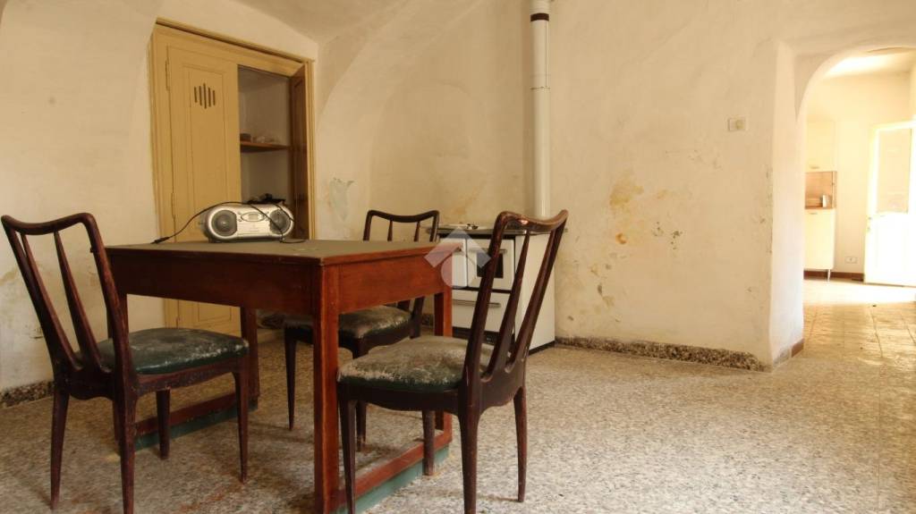 casa indipendente in vendita a Magnano