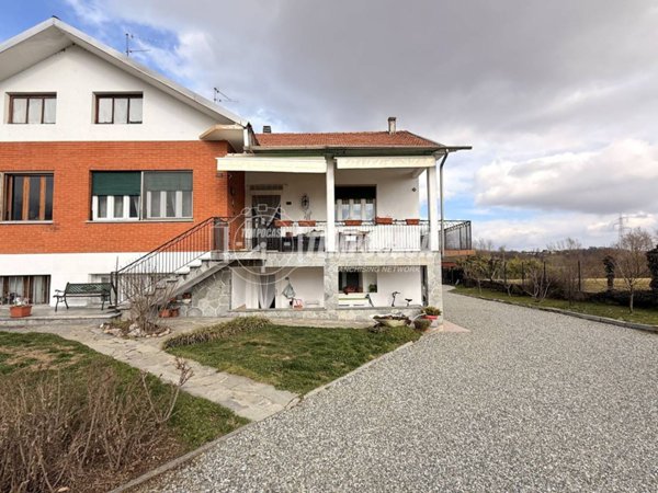 casa indipendente in vendita a Massazza