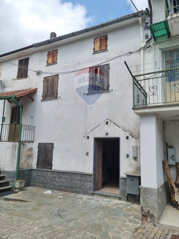 casa indipendente in vendita ad Albera Ligure