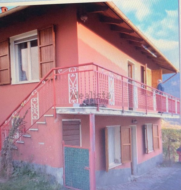 casa indipendente in vendita ad Albera Ligure