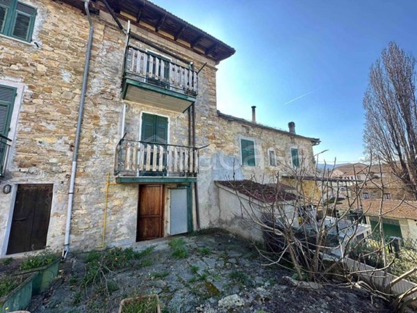 casa indipendente in vendita ad Albera Ligure in zona Vigo