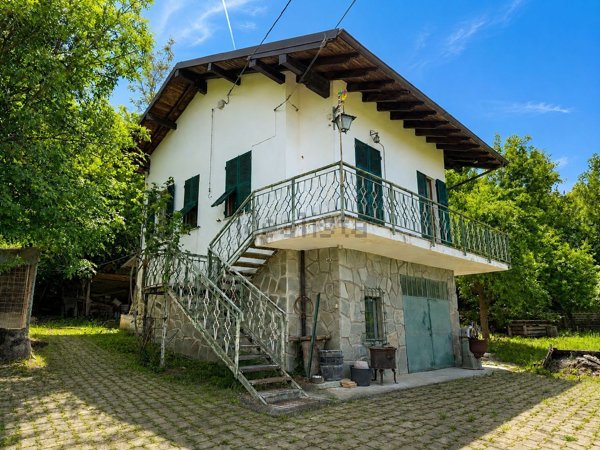 casa indipendente in vendita ad Albera Ligure in zona Figino