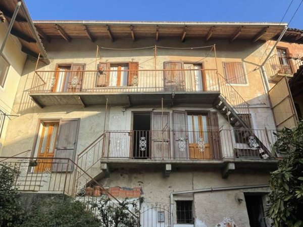 casa indipendente in vendita a Masserano