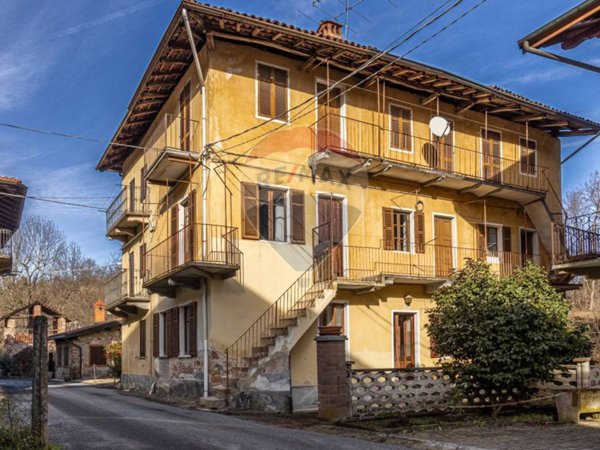 casa indipendente in vendita a Masserano