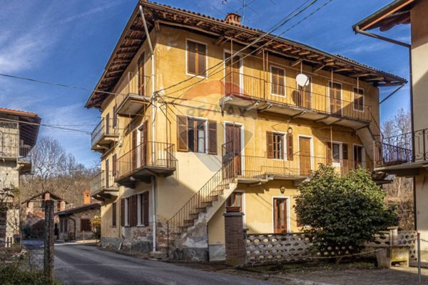 casa indipendente in vendita a Masserano