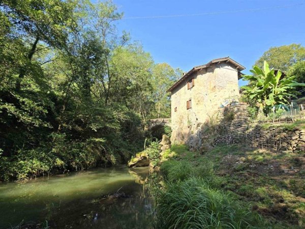 casa indipendente in vendita a Masserano