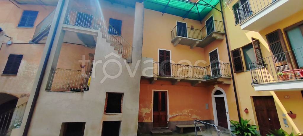 casa indipendente in vendita a Masserano