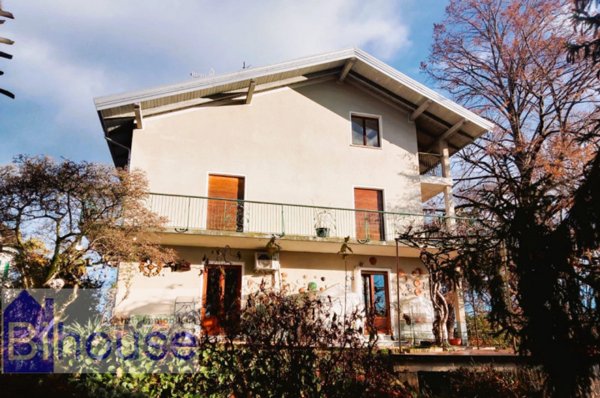 casa indipendente in vendita a Masserano