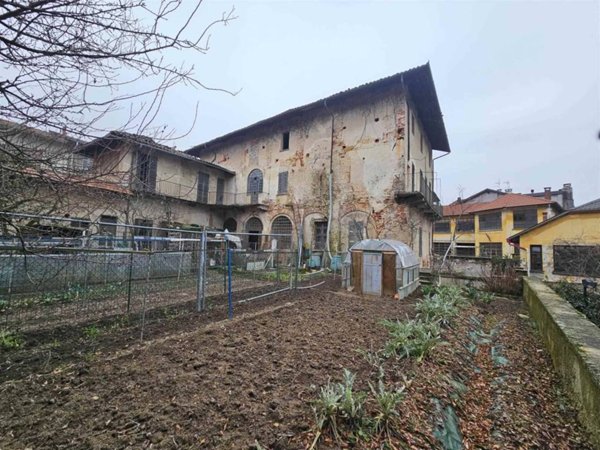 casa semindipendente in vendita a Masserano