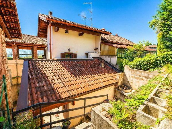 casa indipendente in vendita a Masserano