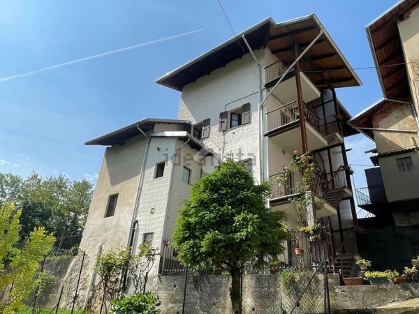 casa indipendente in vendita a Mezzana Mortigliengo