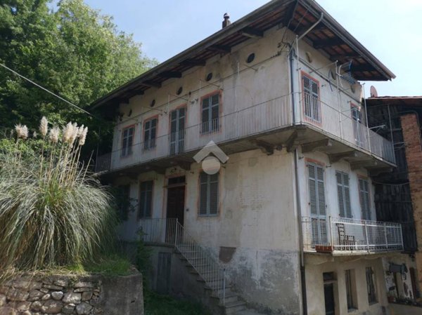 casa indipendente in vendita a Mezzana Mortigliengo in zona Sola