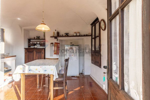 casa indipendente in vendita a Mezzana Mortigliengo in zona Sola