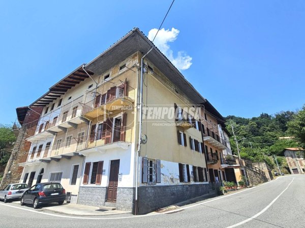 casa indipendente in vendita a Mezzana Mortigliengo in zona Sola